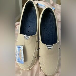 Island surf recovery loafers, also in white size 10